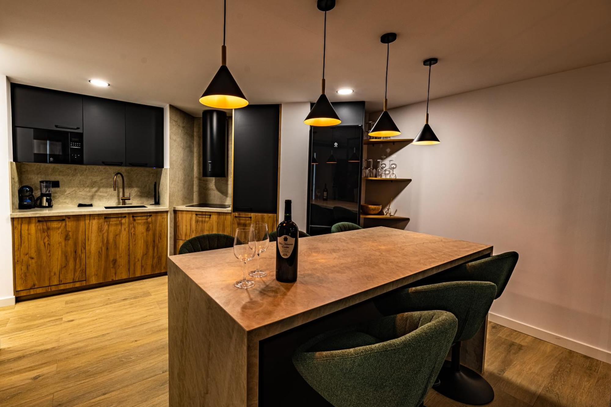 Luxury Refurnished Apartment With Private Parking Close To Ski Slopes 시에라네바다 외부 사진