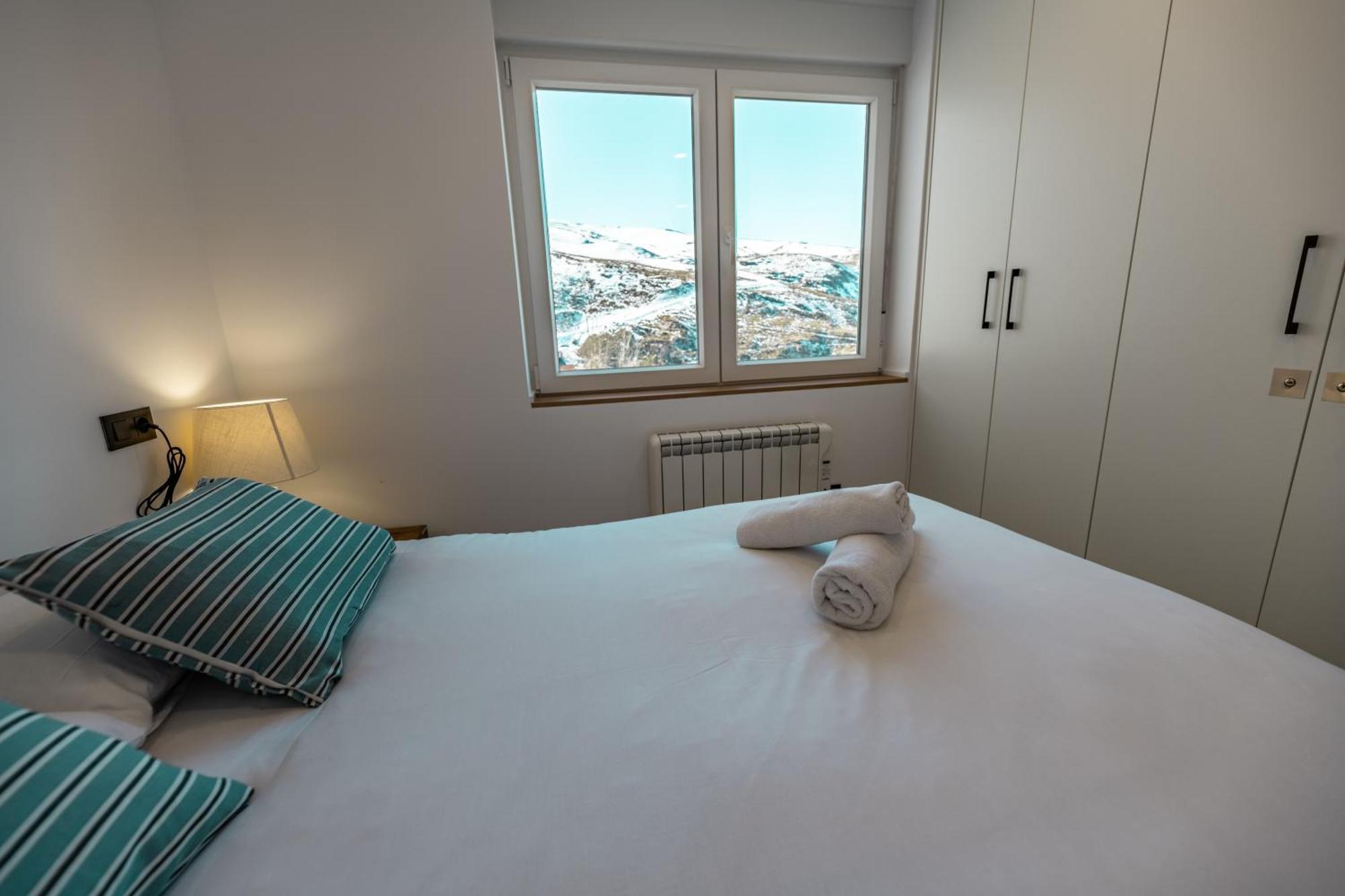 Luxury Refurnished Apartment With Private Parking Close To Ski Slopes 시에라네바다 외부 사진